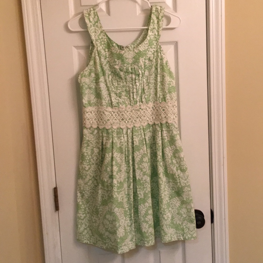 Green and White Sundress (with pockets!!) 😁